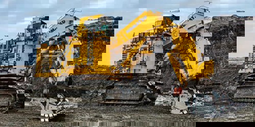 بیل مکانیکی کوماتسو 8000 | همه چیز در مورد این غول ژاپنی