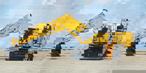 بیل مکانیکی 1250 کوماتسو | بررسی و مقایسه مدل های دستگاه