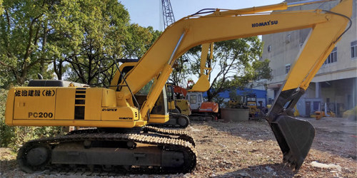 بیل مکانیکی کوماتسو 200 خط 6