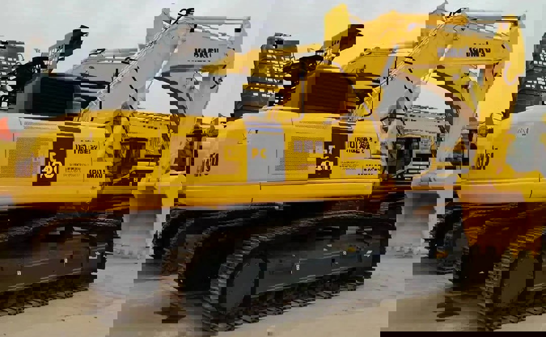 بیل مکانیکی PC400 کوماتسو از نمای نزدیک