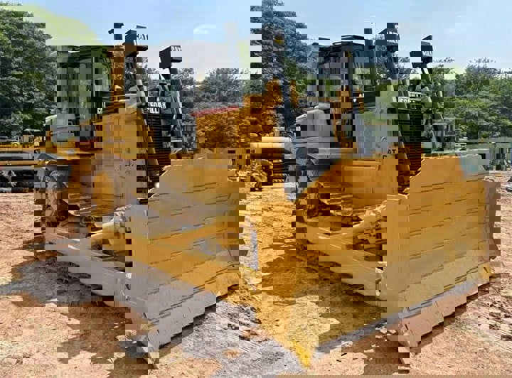 بلدوزر کاترپیلار D8 